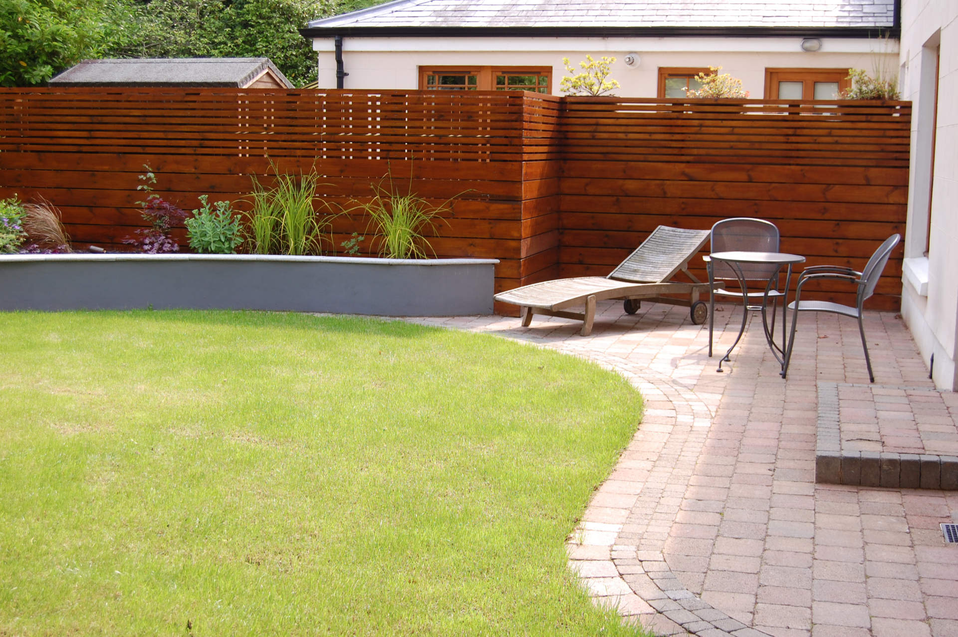 Upper Malone Garden, Belfast Blueleaf Garden DesignBlueleaf Garden Design