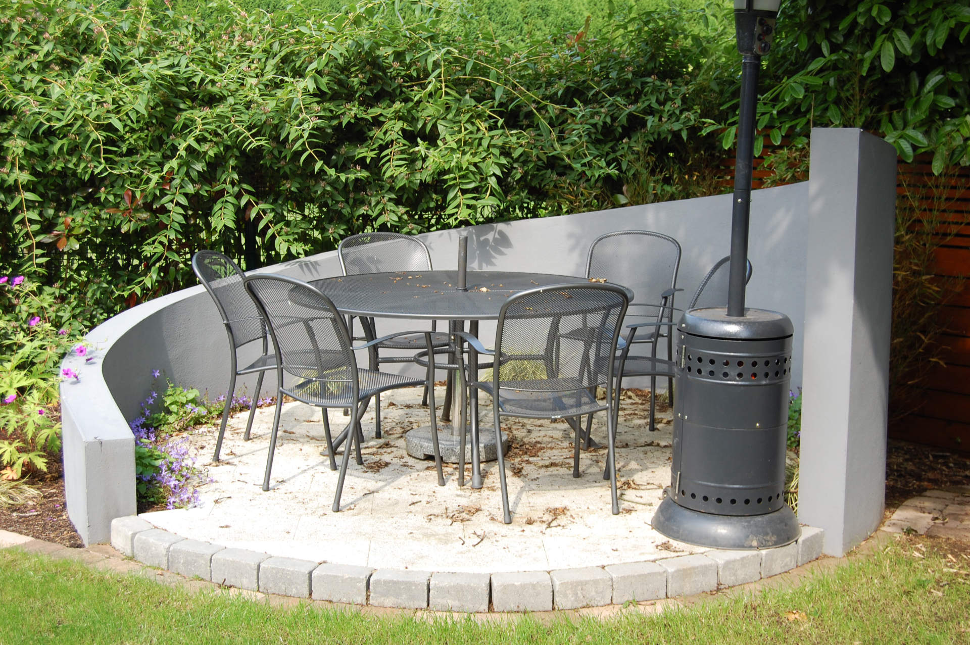 Upper Malone Garden, Belfast Blueleaf Garden DesignBlueleaf Garden Design